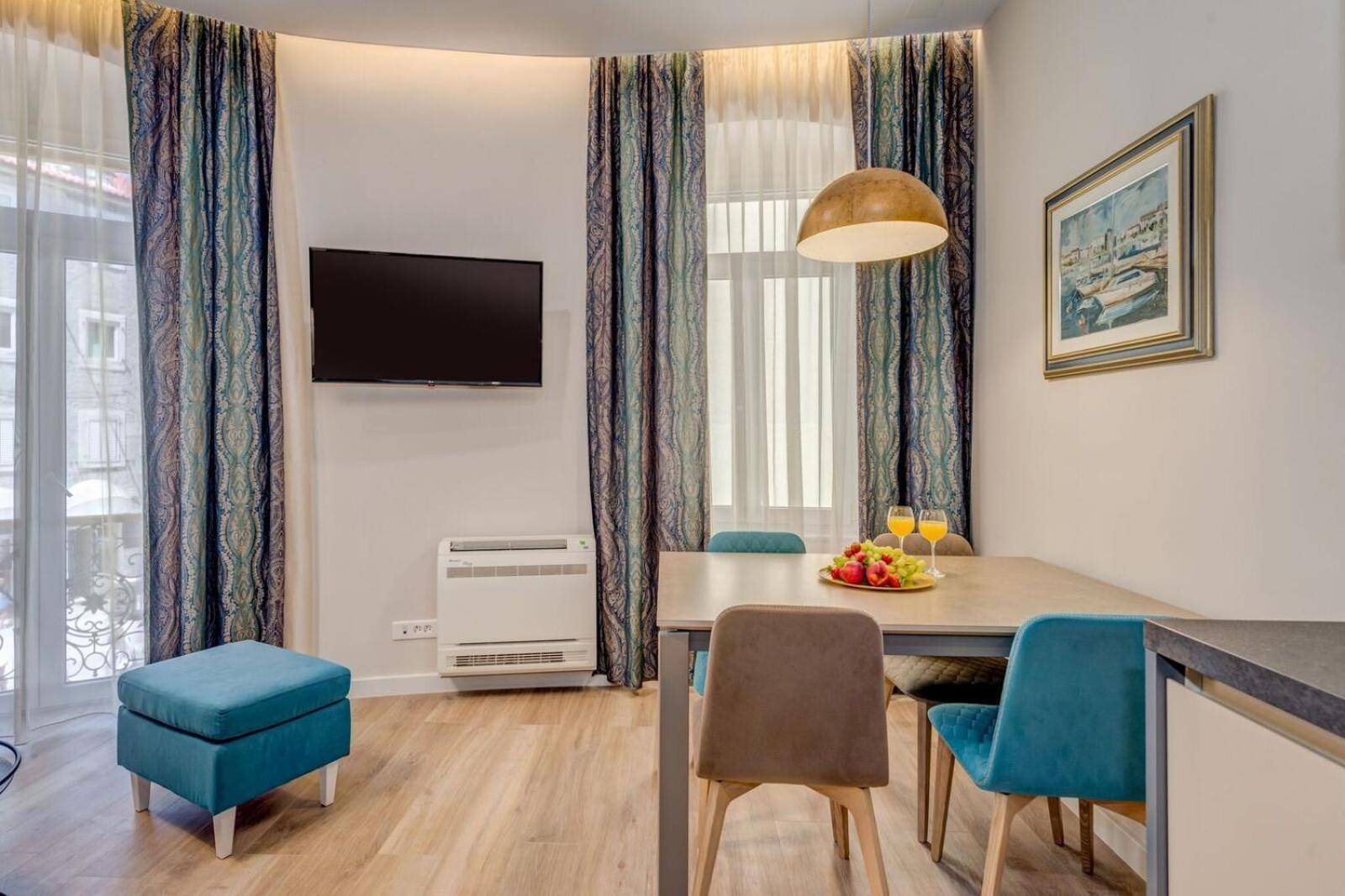 Royal Theatre Apartment สปลิท ภายนอก รูปภาพ