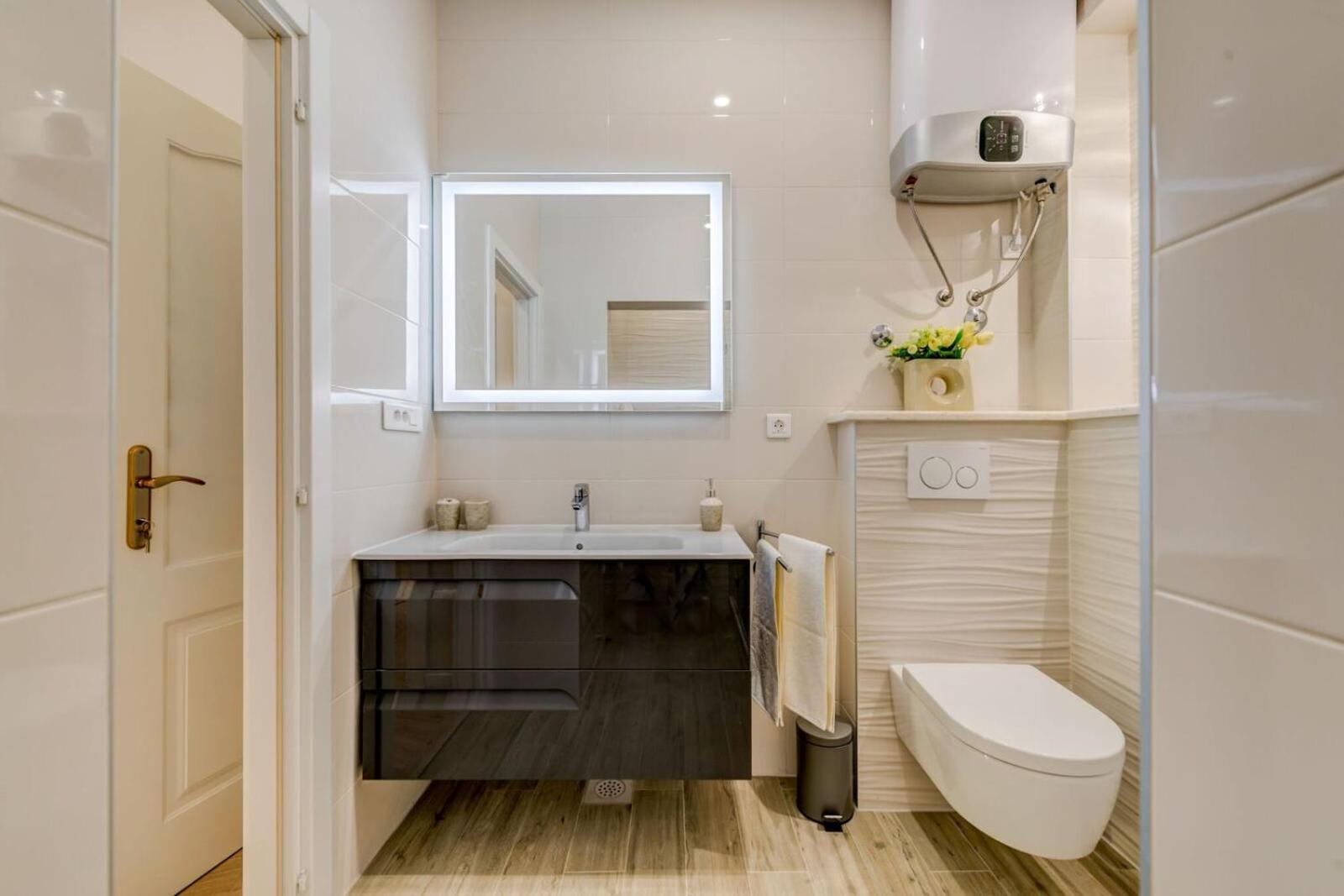 Royal Theatre Apartment สปลิท ภายนอก รูปภาพ